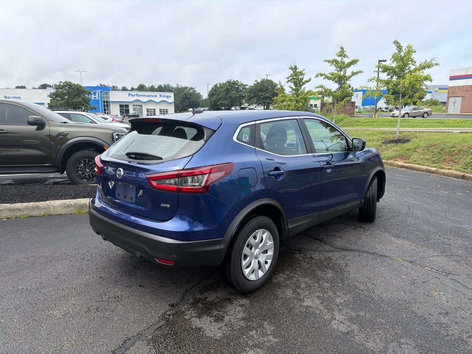 Used 2020 Nissan Rogue Sport S AWD/4WD image 22