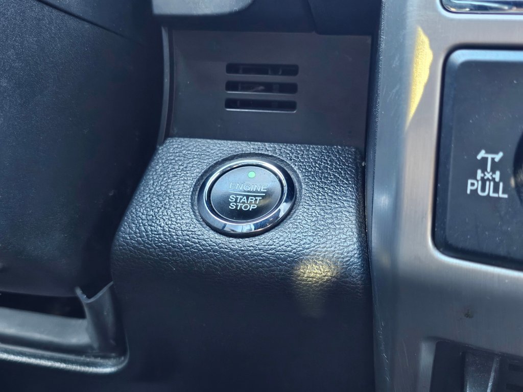 Used 2017 Ford F250 Platinum w/ Platinum Ultimate Package AWD/4WD image 12