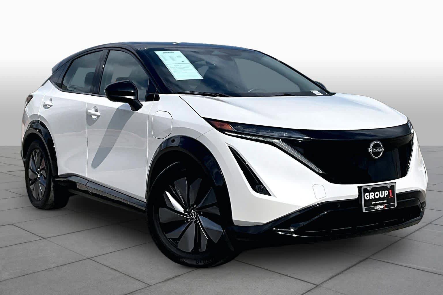 Used 2024 Nissan Ariya AWD image 2