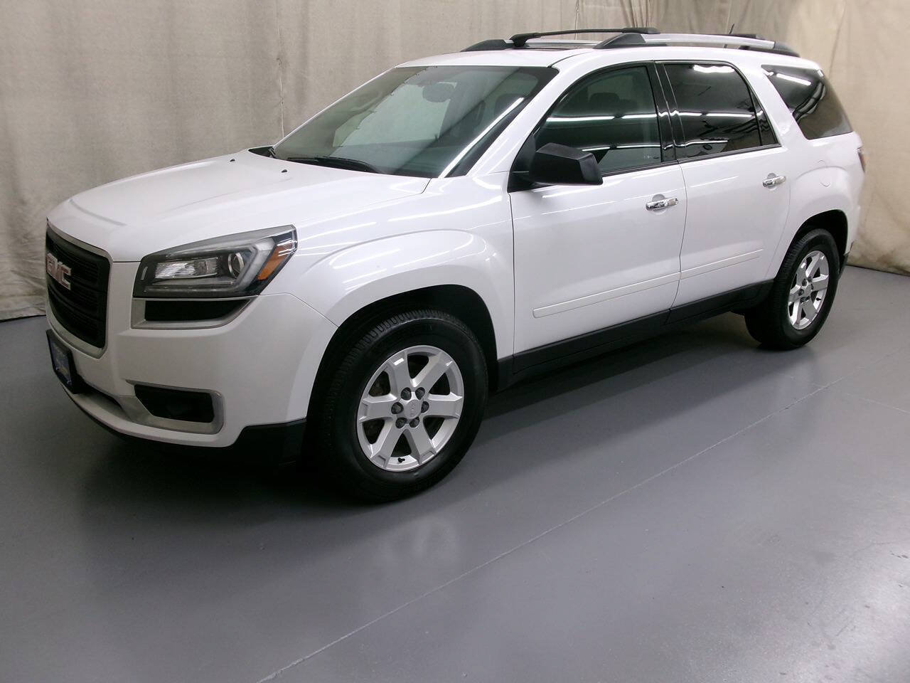 Used 2016 GMC Acadia SLE AWD/4WD image 2