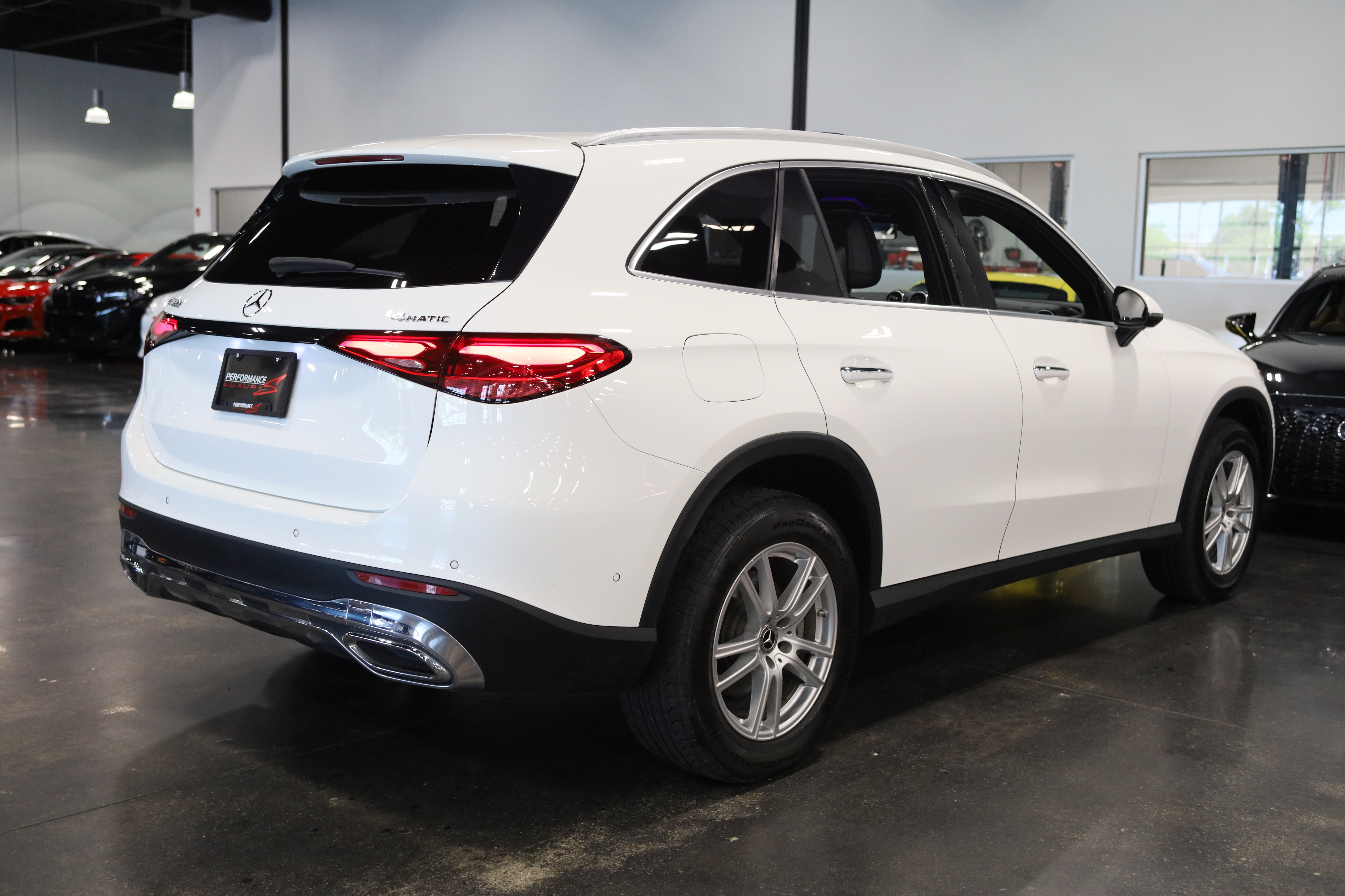 Used 2023 Mercedes-Benz GLC 300 4MATIC image 6