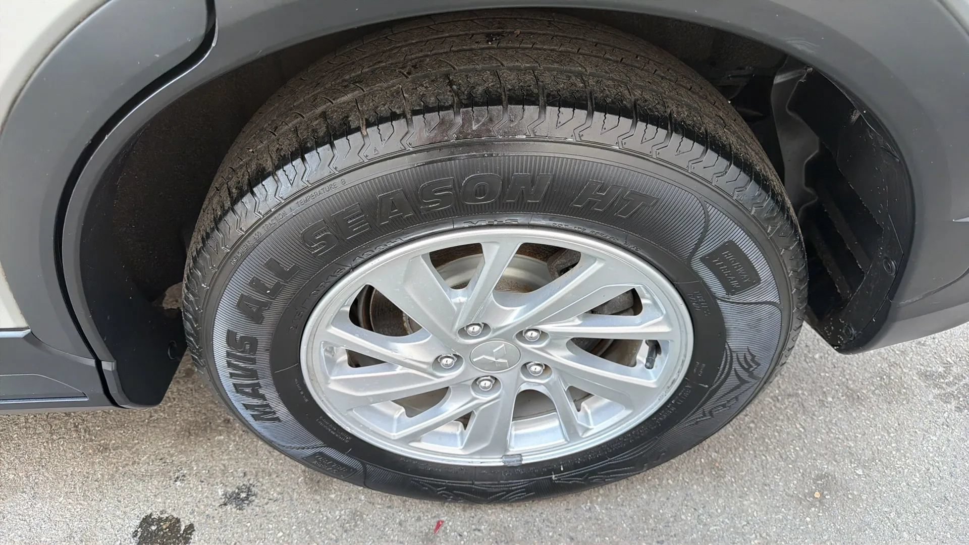 Used 2018 Mitsubishi Eclipse Cross ES AWD/4WD image 9