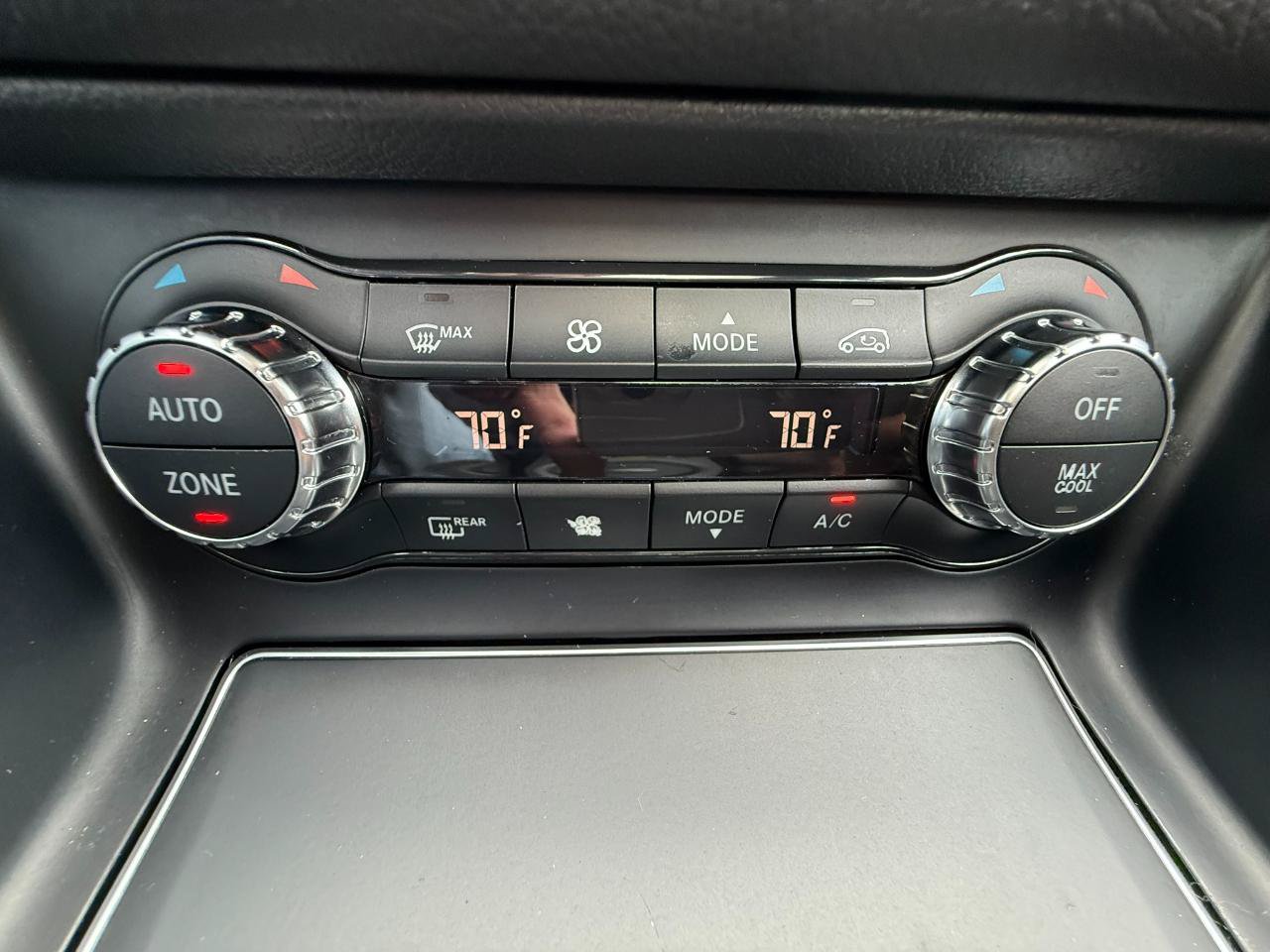 Used 2018 Mercedes-Benz CLA 250 image 23