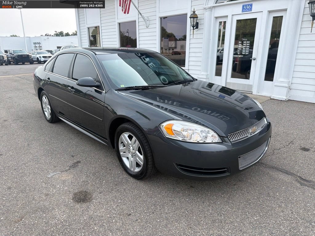 Used 2015 Chevrolet Impala LT w/ LT Sunroof Package FWD image 3