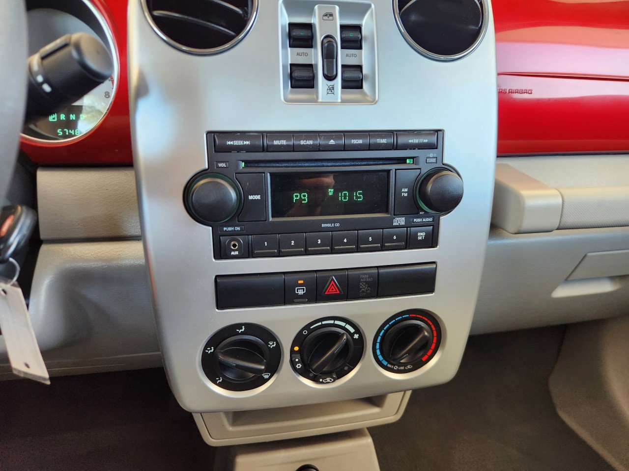 Used 2009 Chrysler PT Cruiser FWD image 8