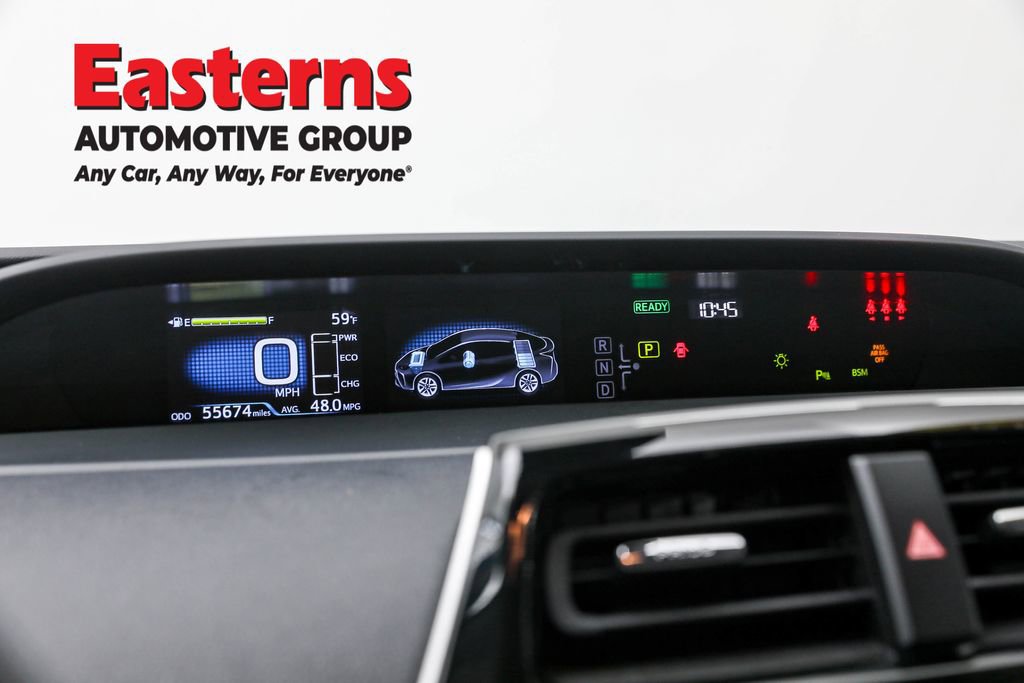 Used 2022 Toyota Prius LE image 17