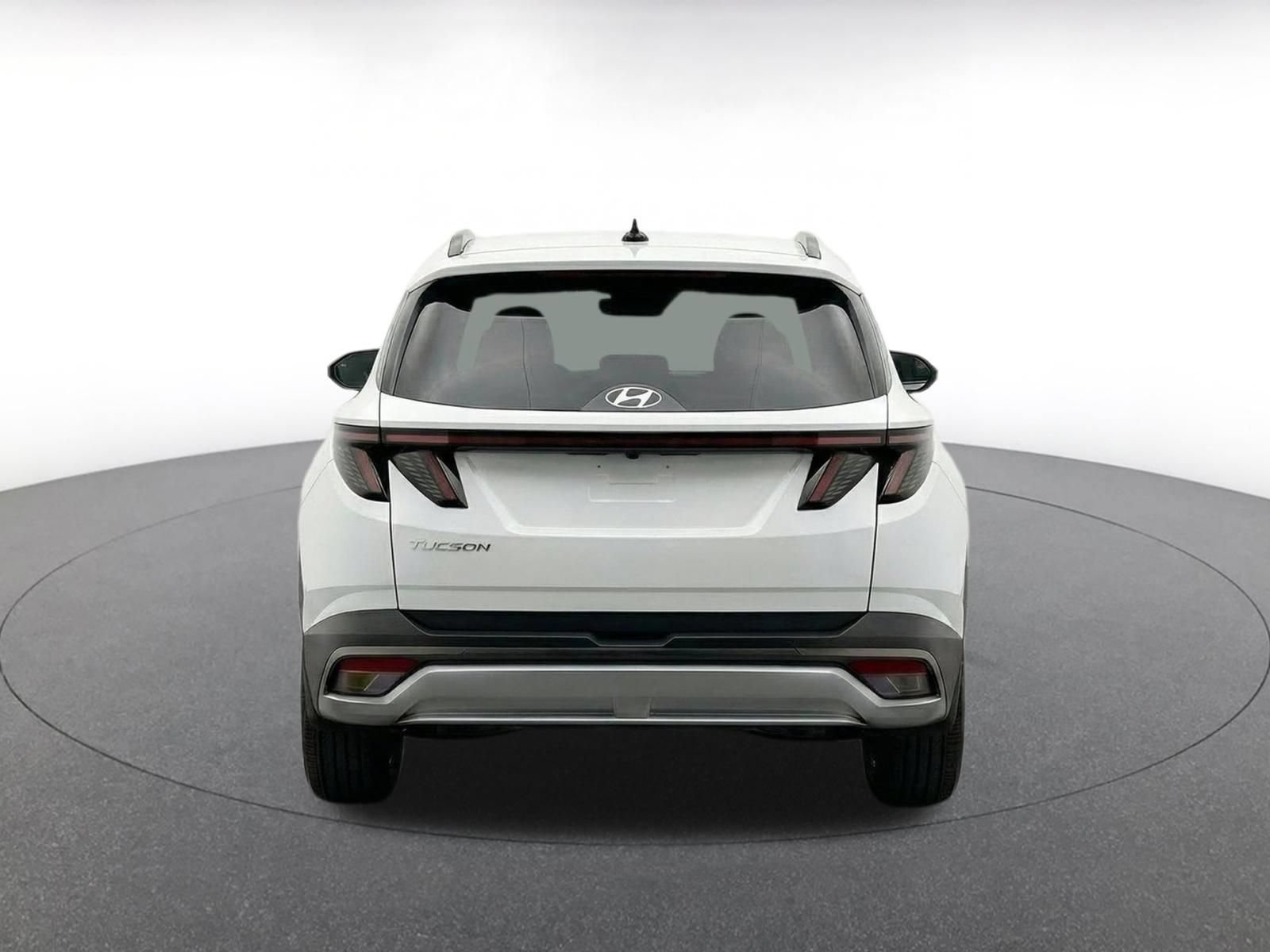 Used 2025 Hyundai Tucson SEL FWD image 7