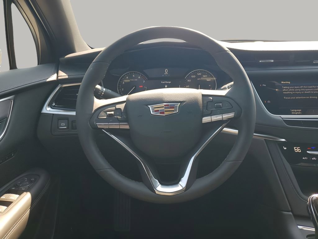 New 2025 Cadillac XT6 Luxury image 25