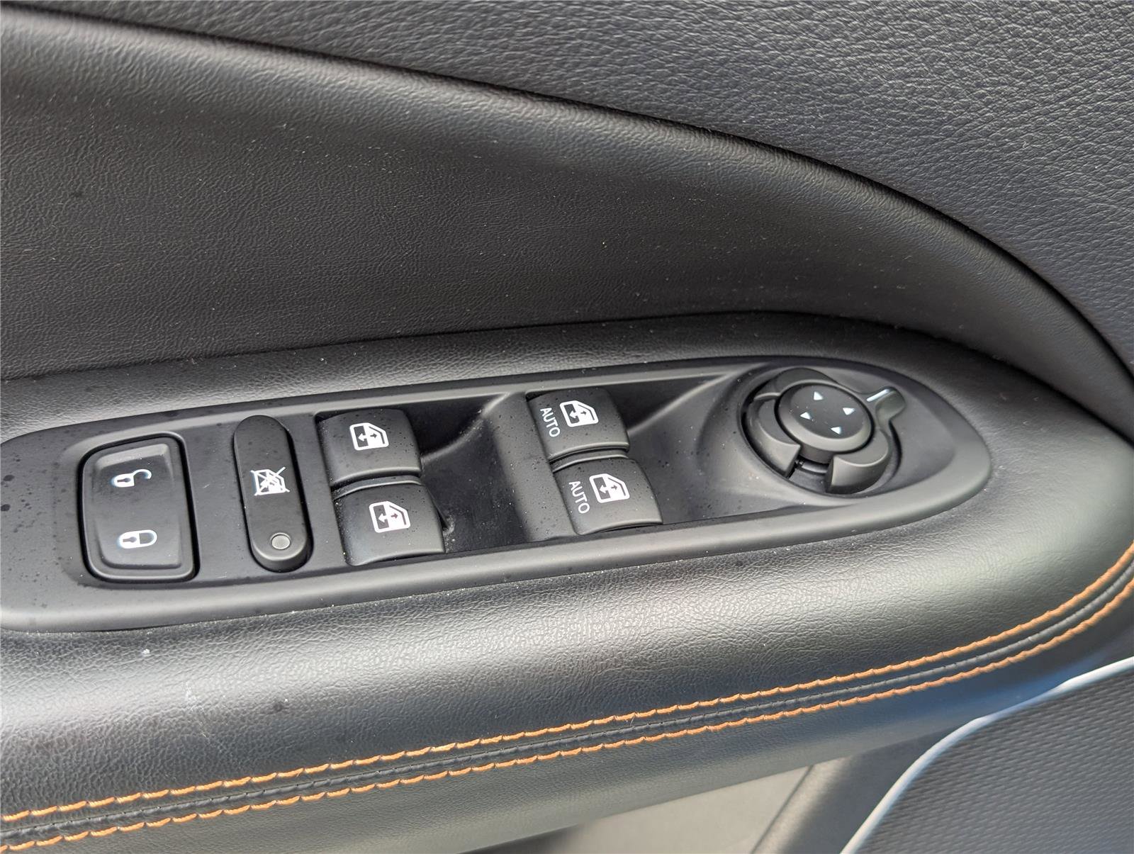 Used 2019 Jeep Compass Limited image 18