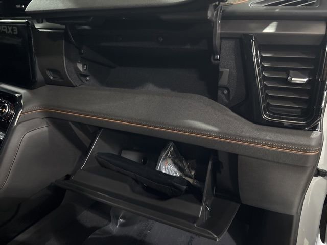 Used 2024 GMC Sierra 2500 AT4 w/ AT4 Premium Plus Package image 32