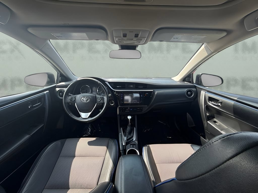 Used 2017 Toyota Corolla SE FWD image 8