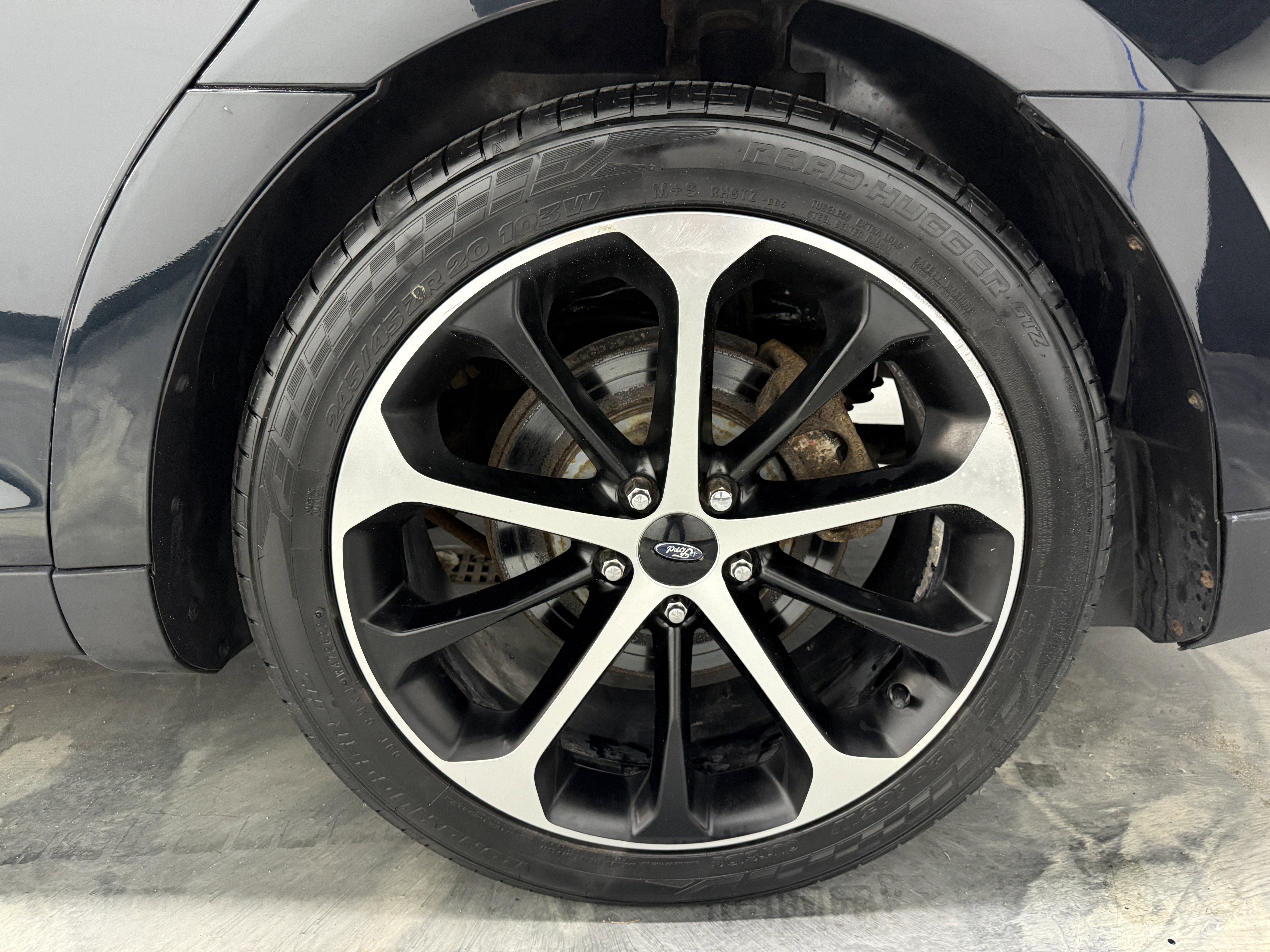 Used 2015 Ford Taurus SEL w/ Equipment Group 201A image 28