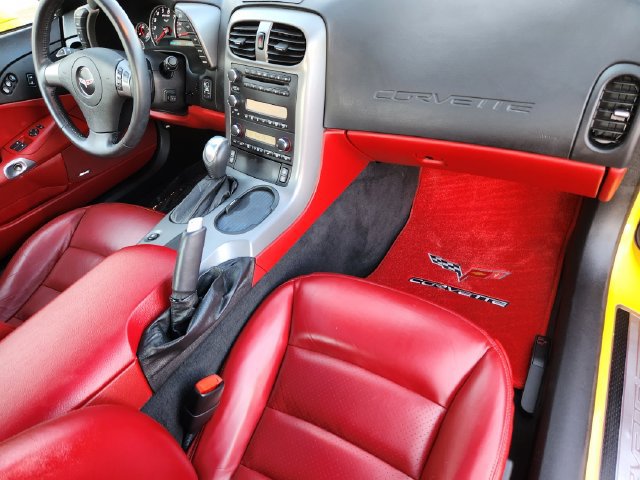 Used 2007 Chevrolet Corvette Coupe w/ Preferred Equipment Group RWD image 37