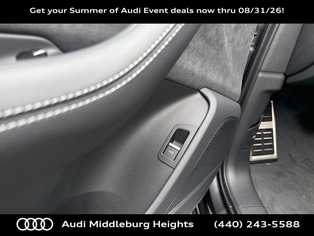 New 2026 Audi SQ7 Premium Plus AWD/4WD image 12