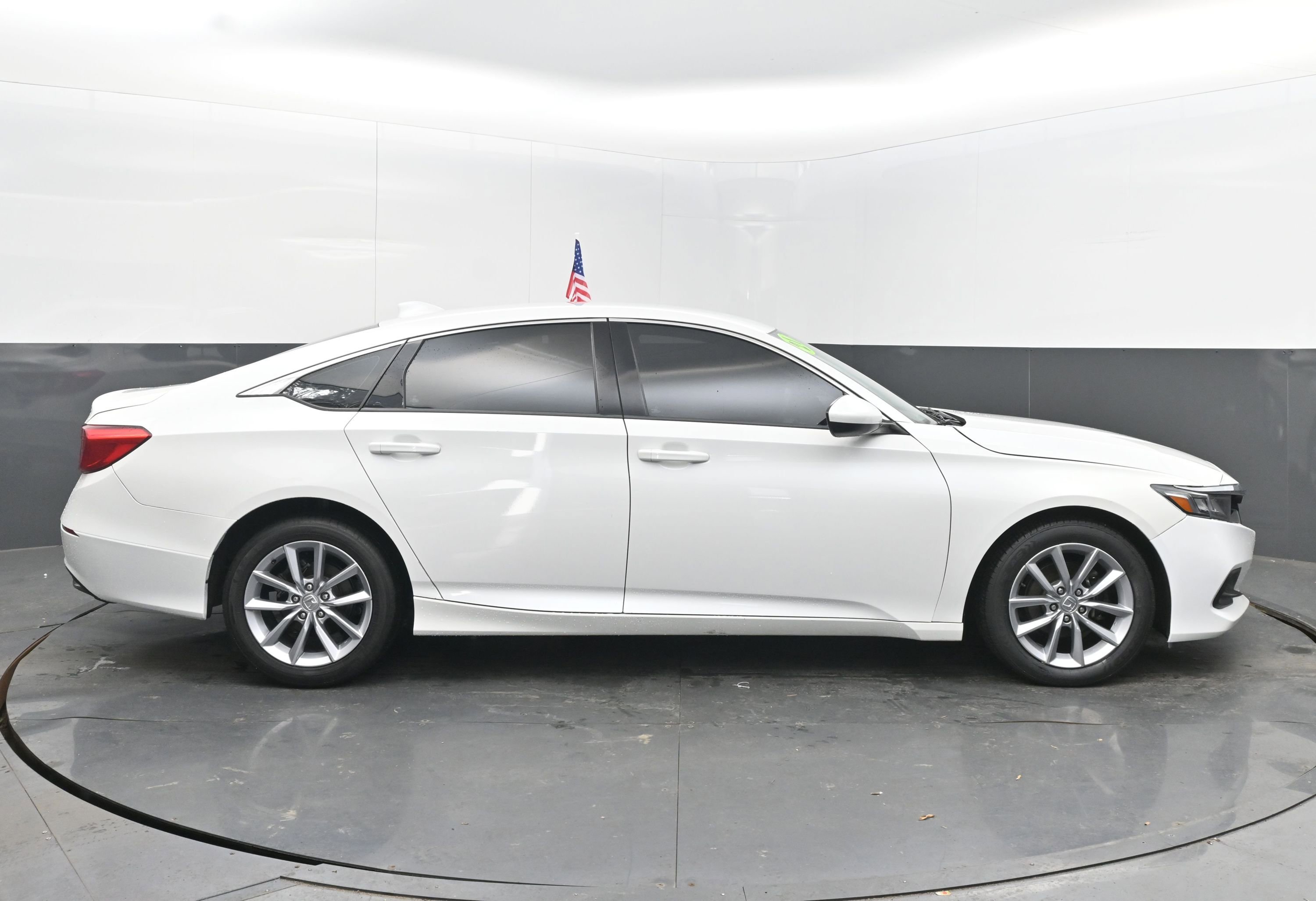 Used 2021 Honda Accord LX image 8