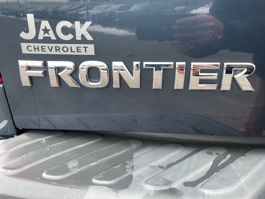 Used 2019 Nissan Frontier SV image 7