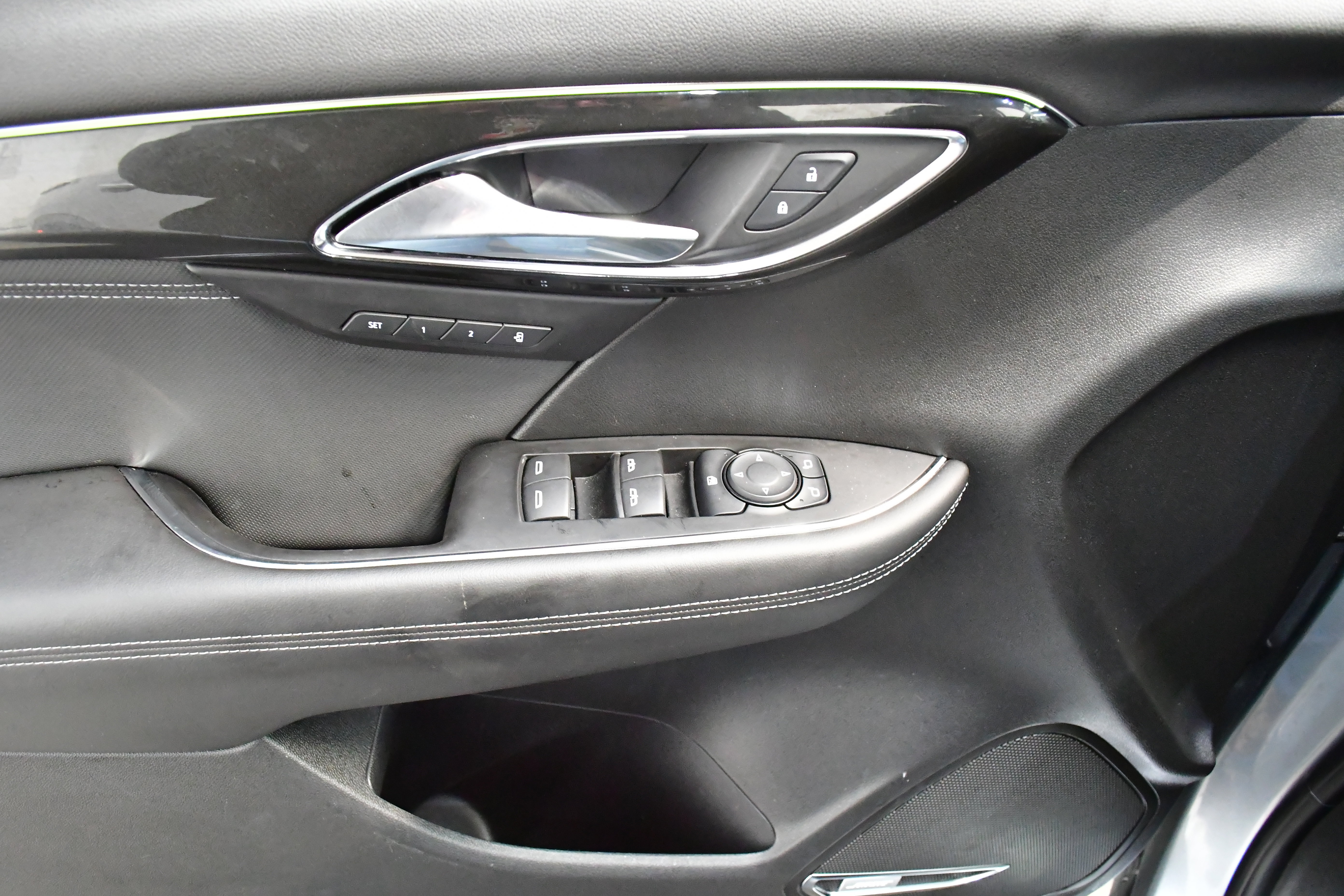 Used 2025 Buick Envision Preferred image 19