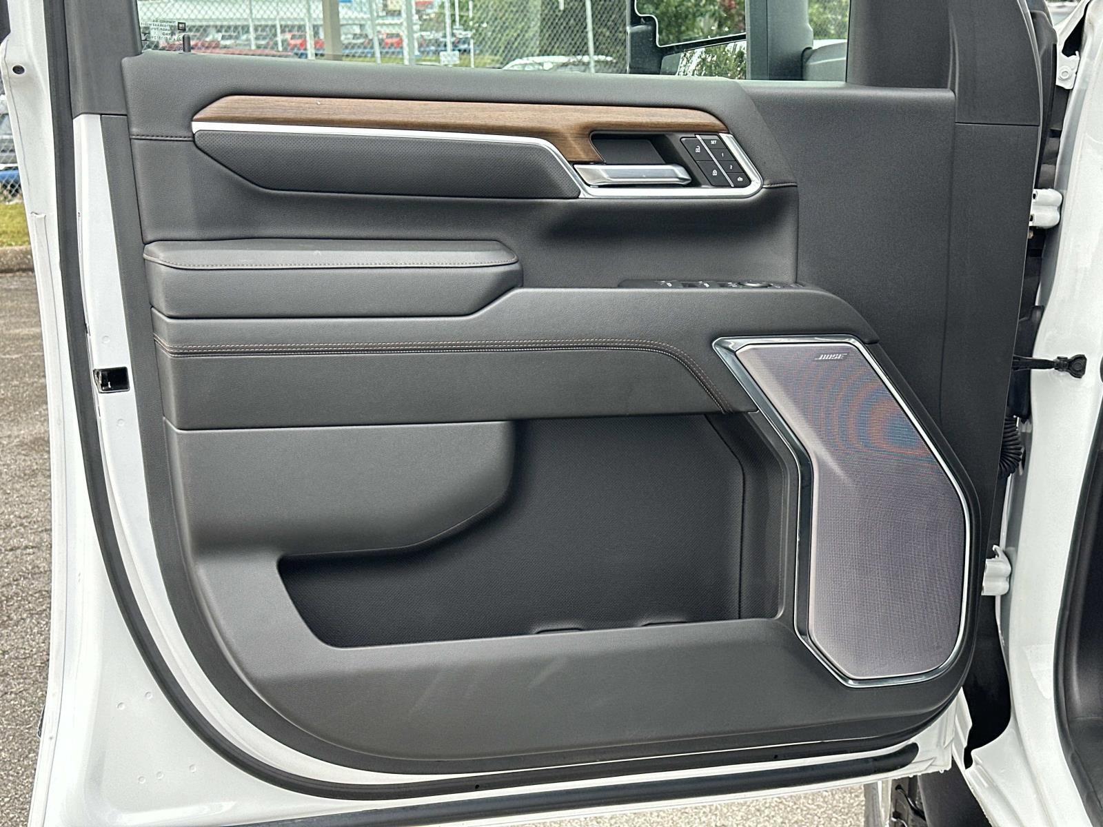 Certified 2024 Chevrolet Silverado 2500 High Country w/ LPO, Dark Essentials Package image 21