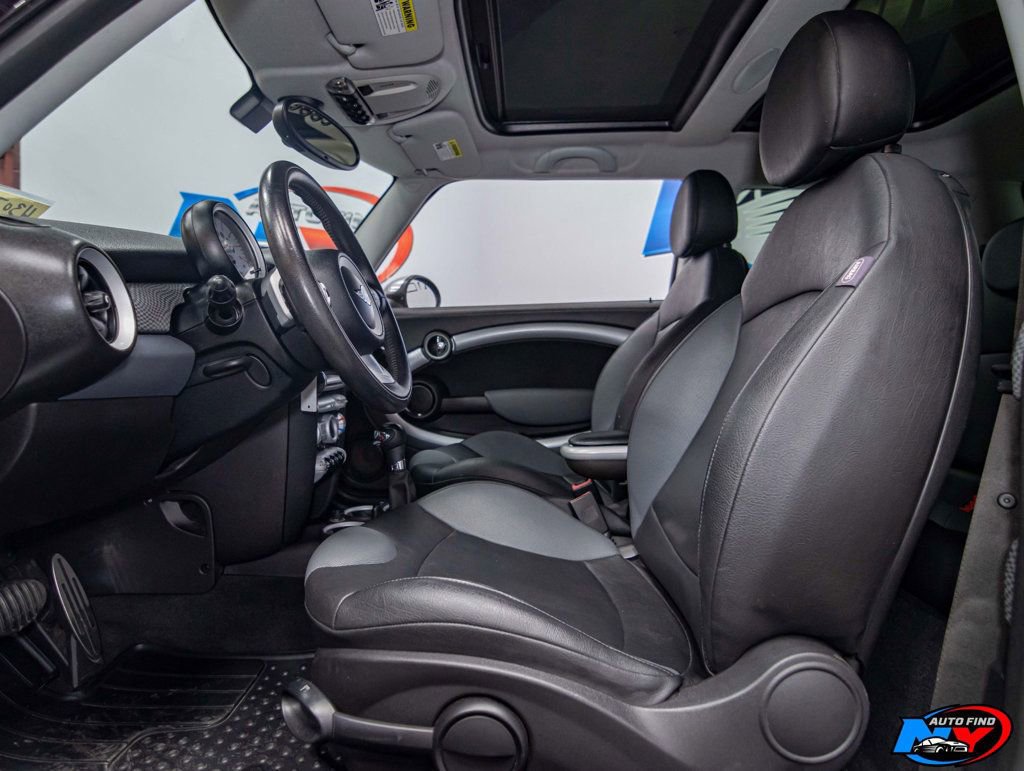 Used 2009 MINI Cooper S image 15