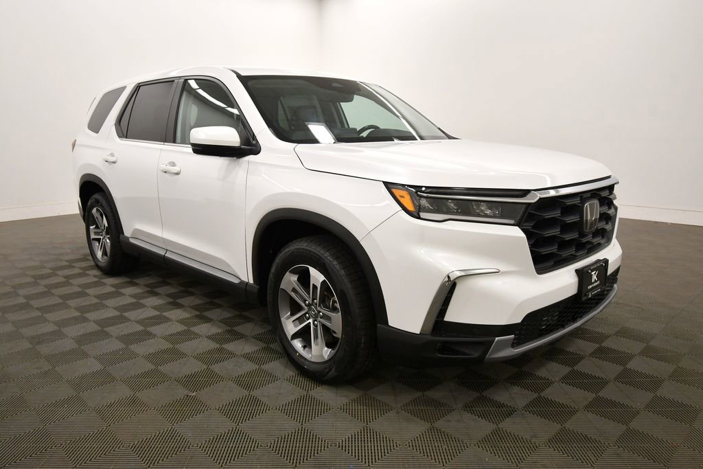 Certified 2025 Honda Pilot EX-L image 10