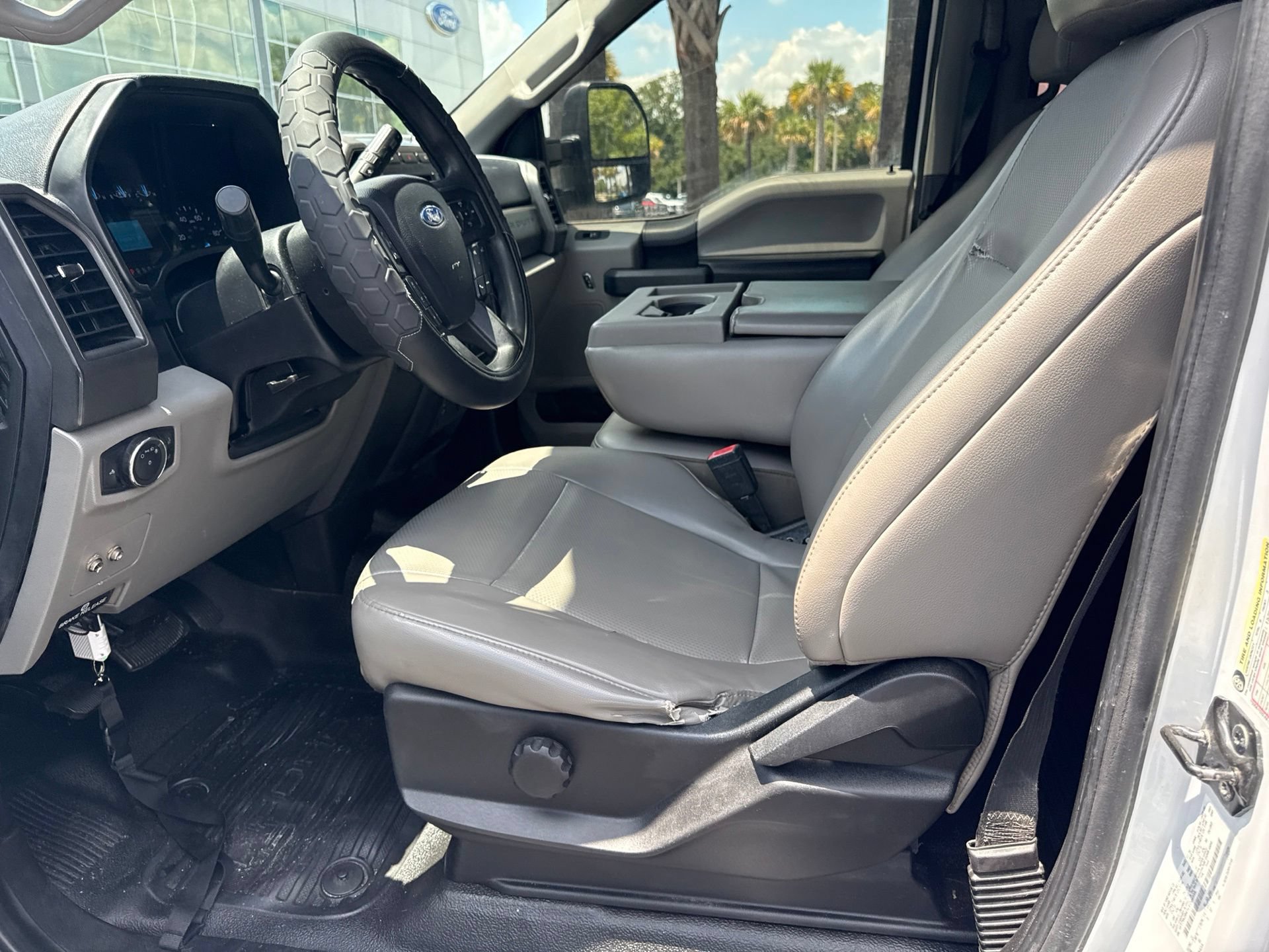 Used 2020 Ford F250 XL w/ Power Equipment Group AWD/4WD image 17