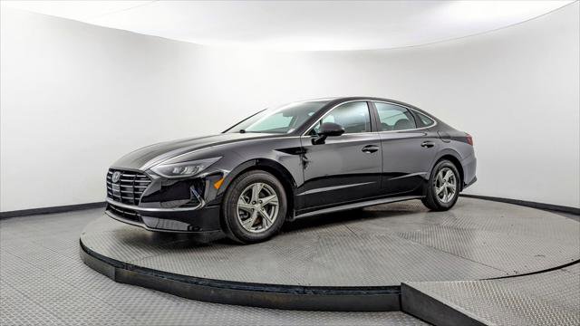 Used 2021 Hyundai Sonata SE w/ Cargo Package image 2