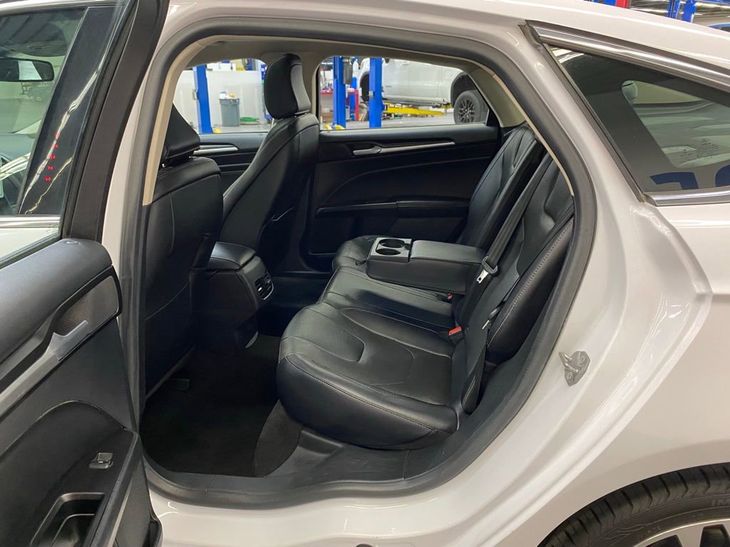 Used 2020 Ford Fusion Titanium AWD/4WD image 14