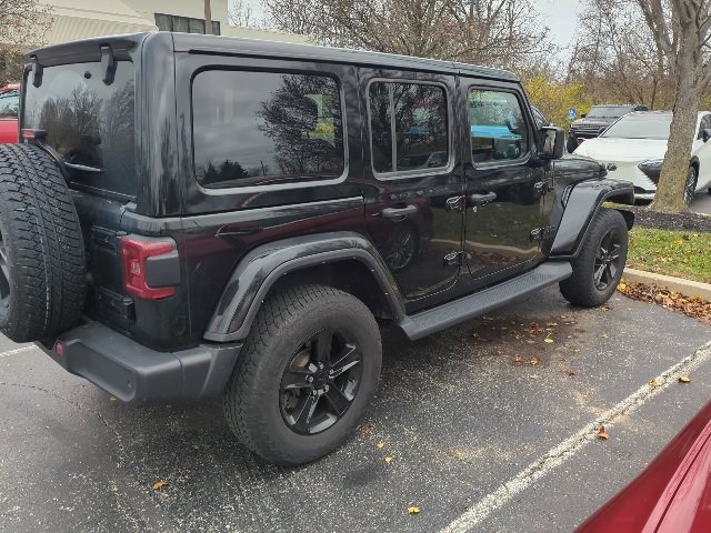 Used 2021 Jeep Wrangler Unlimited Sahara image 3