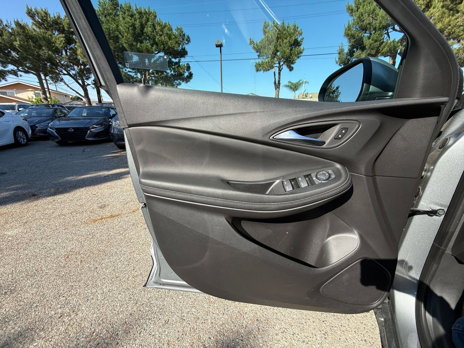 Used 2025 Buick Encore GX Preferred image 18