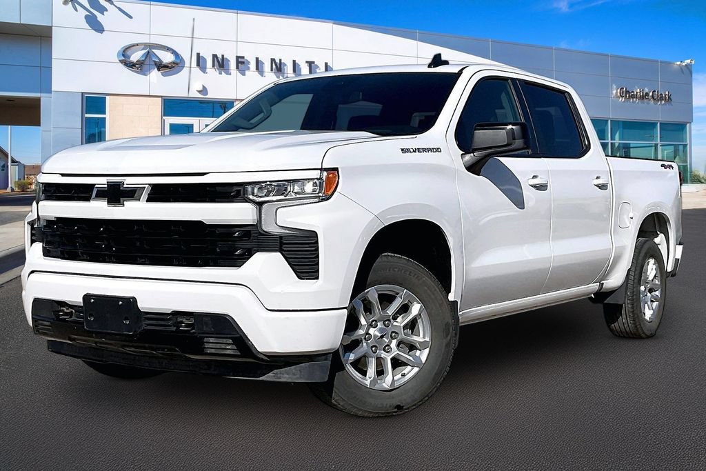 Used 2026 Chevrolet Silverado 1500 RST AWD/4WD image 1