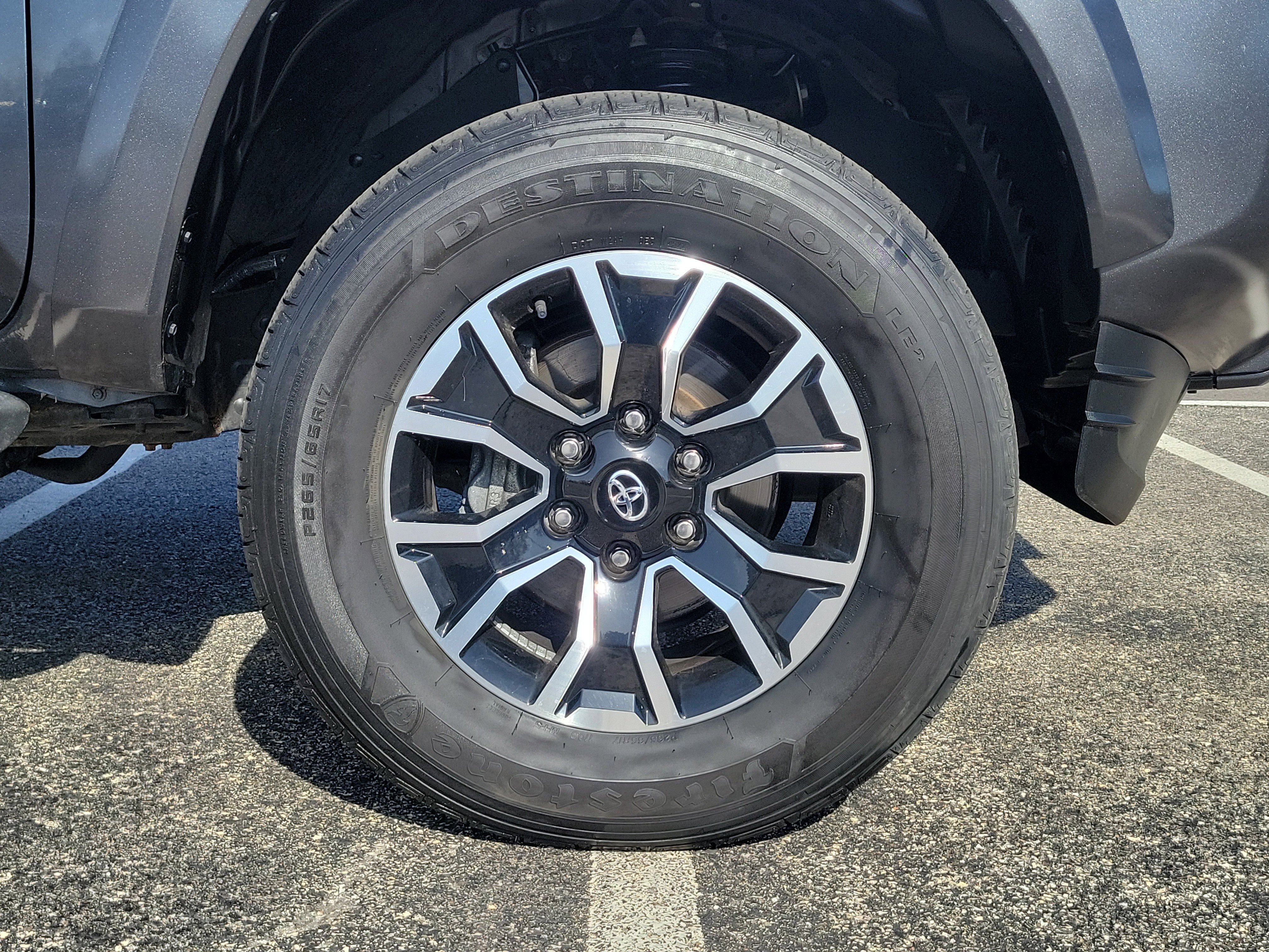 Used 2023 Toyota Tacoma TRD Sport image 5