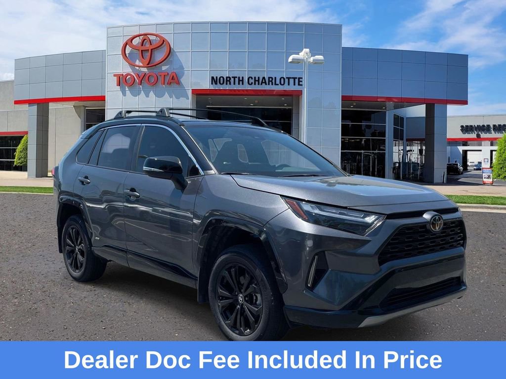 Used 2025 Toyota RAV4 XSE w/ Weather Package AWD/4WD image 1