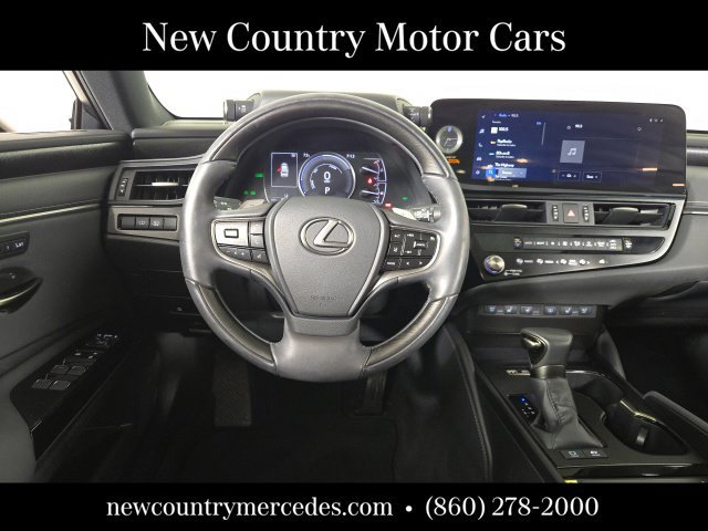 Used 2023 Lexus ES 300h Ultra Luxury w/ Accessory Package (Z2) FWD image 19