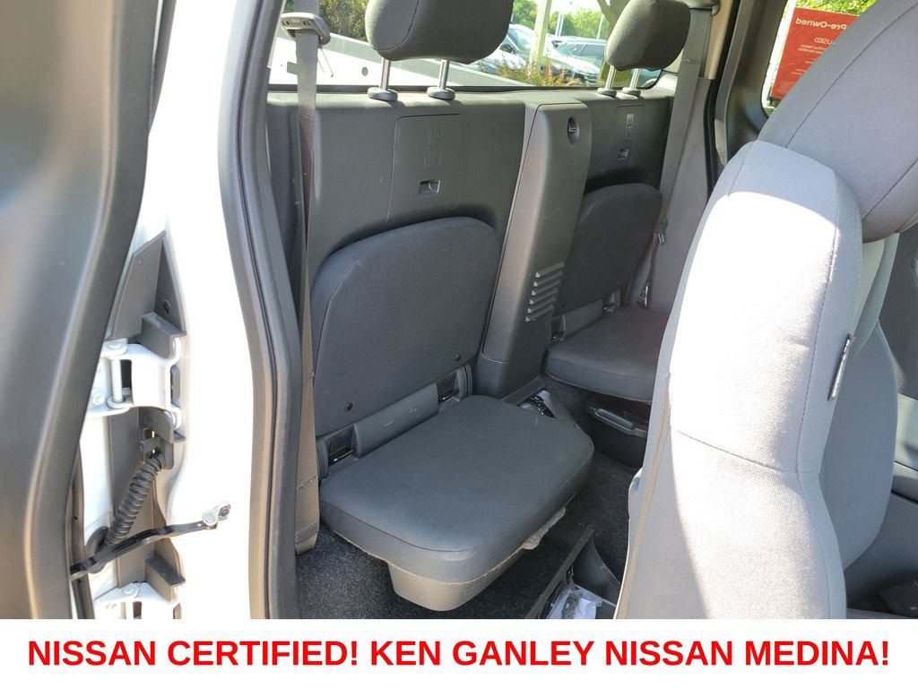 Certified 2022 Nissan Frontier S RWD image 39