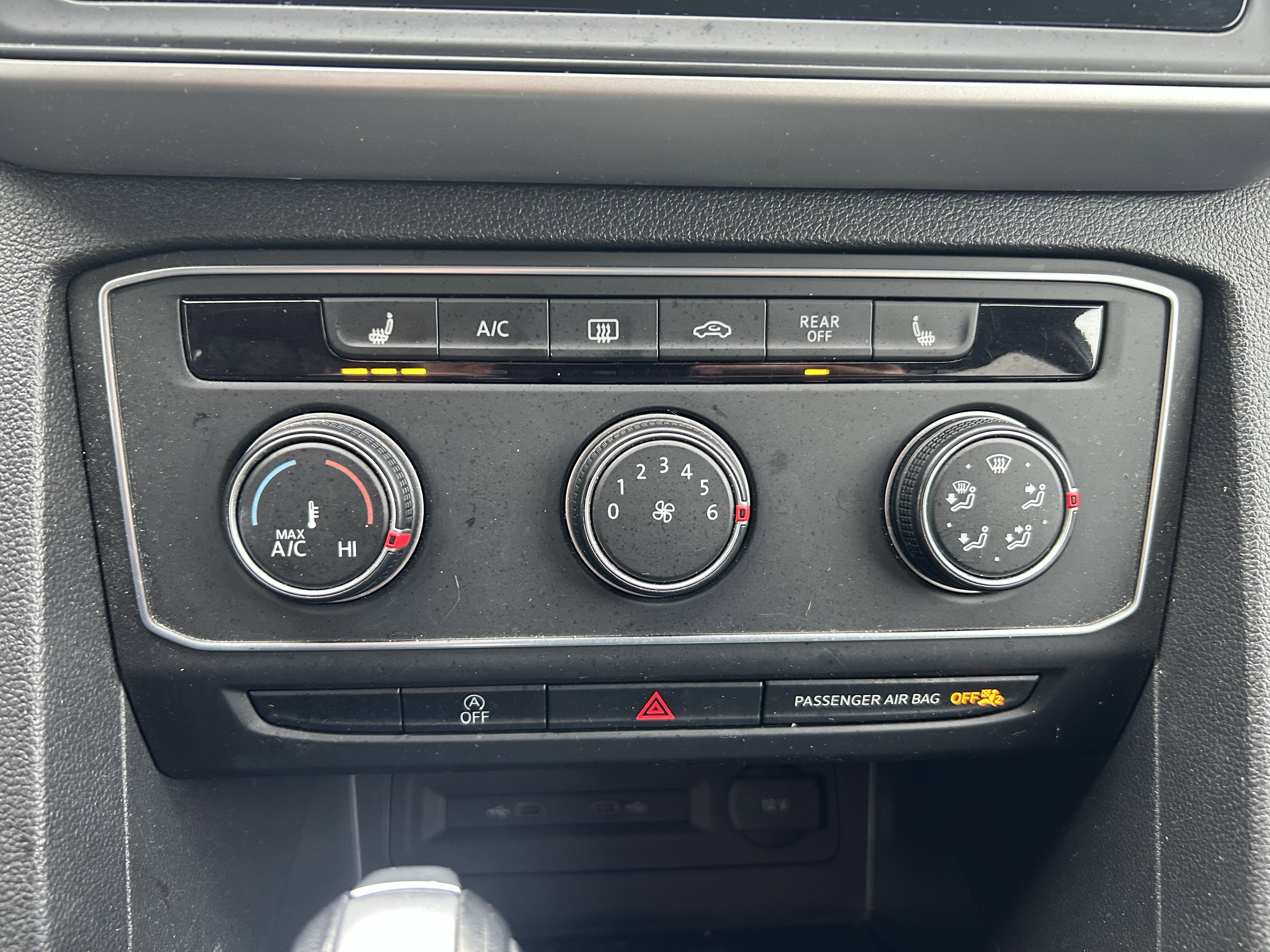 Certified 2023 Volkswagen Atlas SE image 14