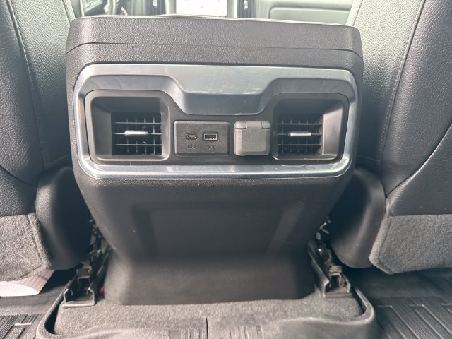 Used 2022 GMC Sierra 2500 Denali w/ Denali Ultimate Package AWD/4WD image 32