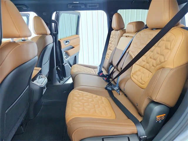 New 2025 Nissan Armada Platinum Reserve image 35