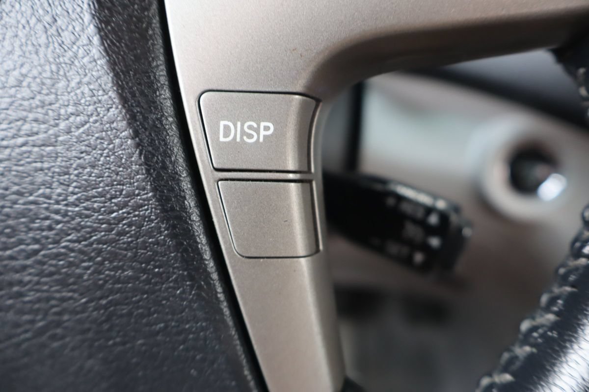 Used 2010 Toyota Highlander 4WD Hybrid image 32