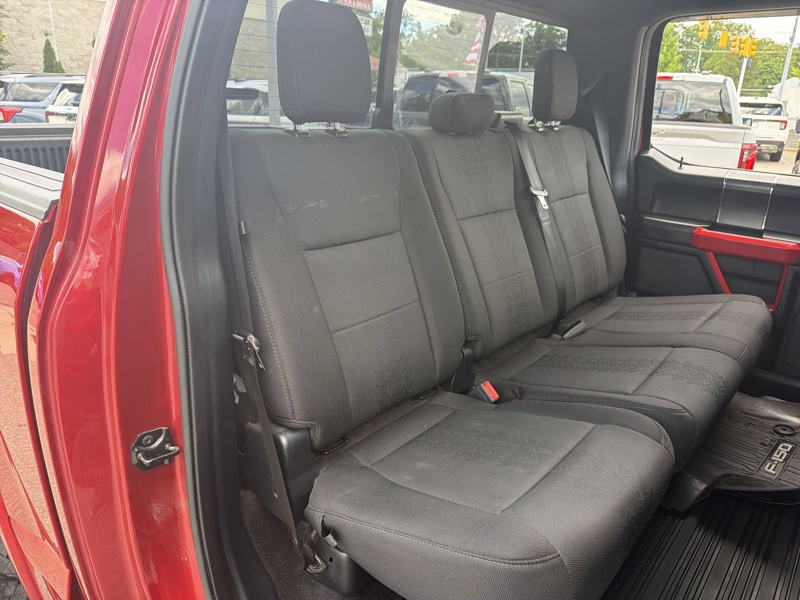 Used 2020 Ford F150 XLT w/ Equipment Group 302A Luxury AWD/4WD image 28
