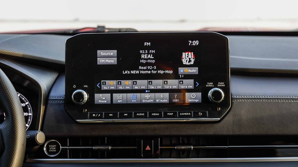 Used 2024 Mitsubishi Outlander SEL FWD image 17