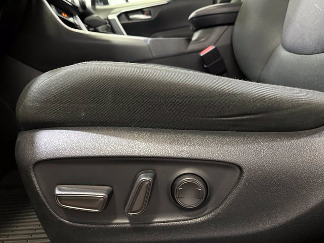 Certified 2025 Toyota RAV4 XLE w/ Convenience Package AWD/4WD image 16