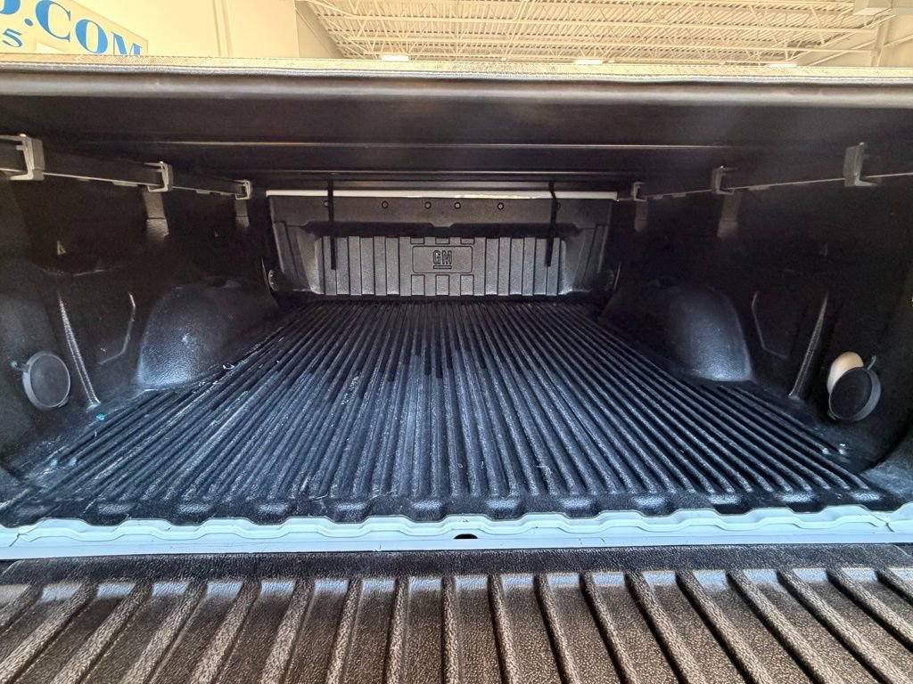Used 2015 Chevrolet Silverado 1500 LTZ Z71 w/ LTZ Plus Package image 9