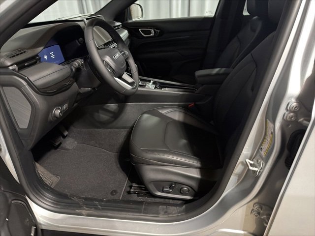 New 2026 Jeep Compass Limited w/ Sun, Sound & Navigation Group image 9