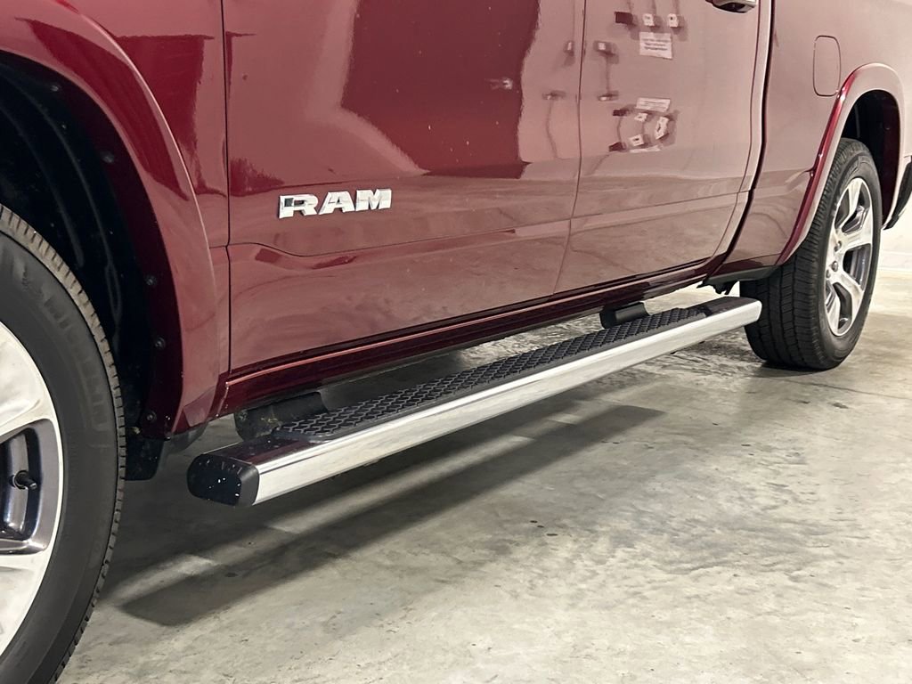 Used 2021 RAM 1500 Laramie AWD/4WD image 12