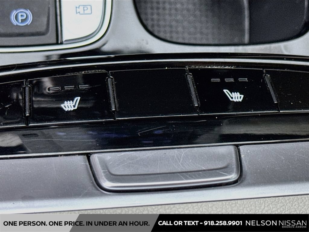 Used 2022 Hyundai Tucson SEL FWD image 19