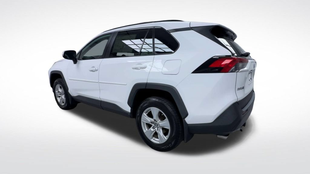 Used 2019 Toyota RAV4 XLE AWD/4WD image 23