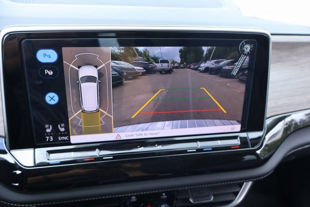 New 2026 Volkswagen Atlas SEL Premium R-Line image 24