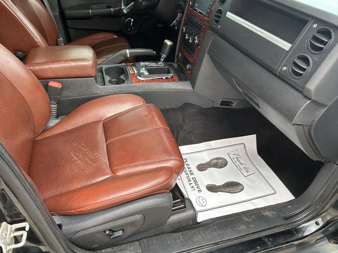 Used 2008 Jeep Commander Limited w/ Trailer Tow Group IV image 12