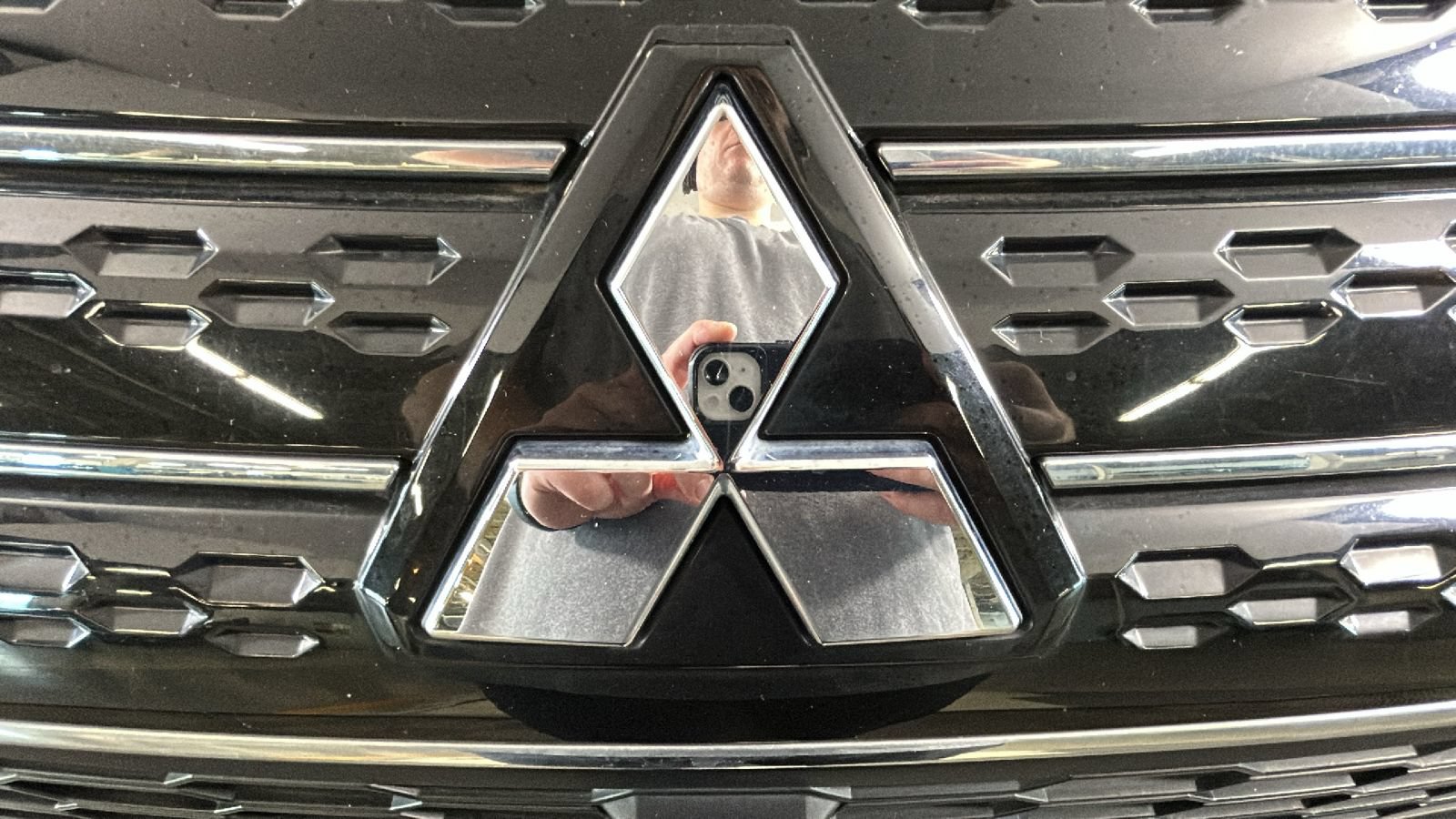 Used 2022 Mitsubishi Outlander ES AWD/4WD image 8
