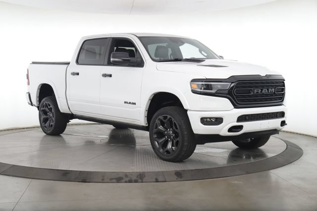 Used 2023 RAM 1500 Limited AWD/4WD image 2